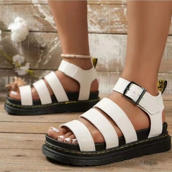 BRAND NEW UNIONBAY MULTI STRAP STRAPPY PLATFORM SANDAL - Picture 1 of 16